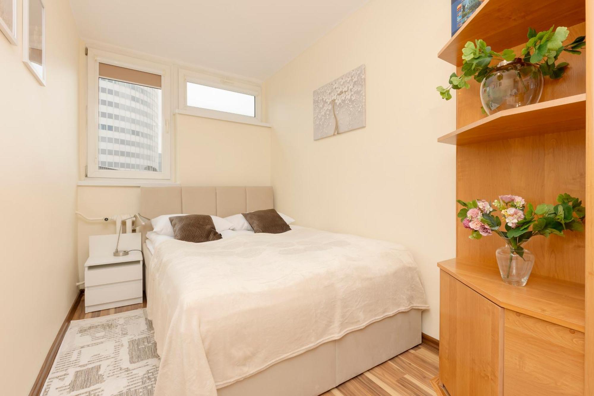 Bright & Cozy Apartments In The City Center By Noclegi Renters Warszawa Eksteriør billede